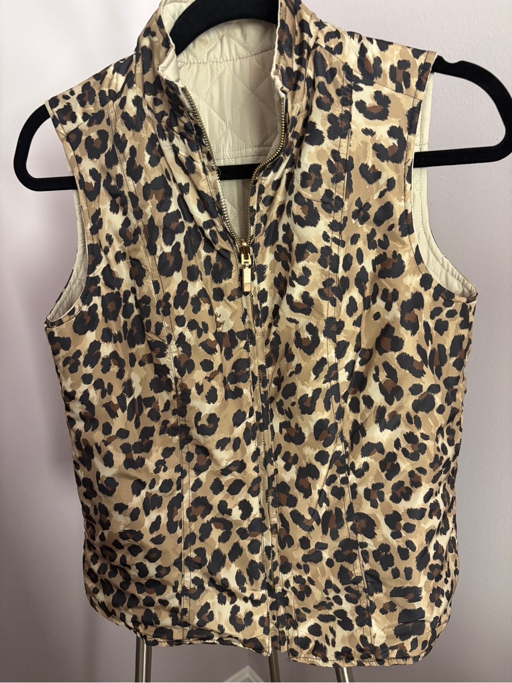 Women's Reversible Cream Quilted Zip-Front Vest with Leopard - Picture 4 of 5